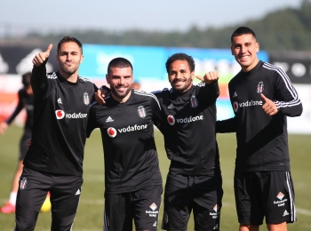 Beşiktaş’Ta, Alanyaspor Maçı Hazırlıkları Sürüyor
