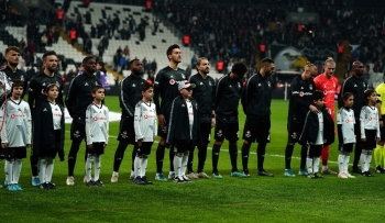 Beşiktaş’Ta 4 Değişiklik
