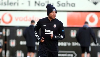 Beşiktaş’Ta Gökhan Töre Fenerbahçe Derbisinde Yok
