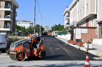 Beylikdüzü’Nde Yol Ve Asfalt Çalışmalarına Başlandı
