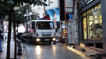 Beyoğlu’Nda “Hanuka Ve Noel Bayramı” Kutlamaları İçin Bazı Yollar Trafiğe Kapatıldı
