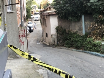 Beyoğlu’Nda İnşaat İşçilerinin Kavgasında Kan Aktı: 1 Ölü
