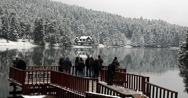 Bolu'da iki mevsim bir arada yaşanıyor