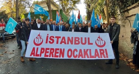 Çin’in Doğu Türkistan’daki zulmü İstanbul’da protesto edildi