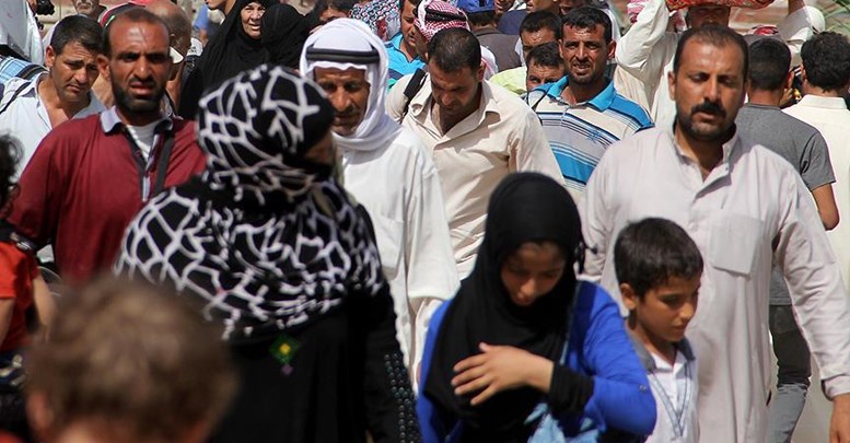 DAEŞ'in kontrolündeki bölgelerden kaçışlar sürüyor