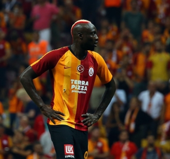 Diagne Ev Sahibini Tehdit Etti
