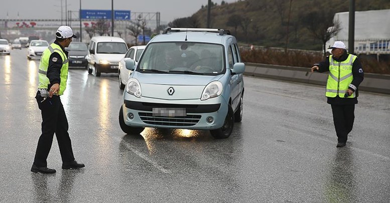 Emniyet 3 terörist için teyakkuzda