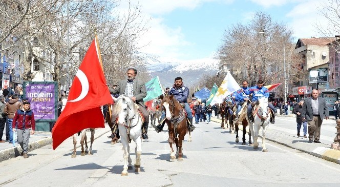 Erzincan'da  Nevruz  Şenliği