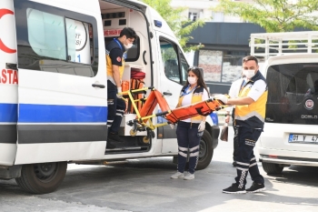 Esenyurt Belediyesi’Nden 7/24 Hasta Nakil Ambulansı Hizmeti
