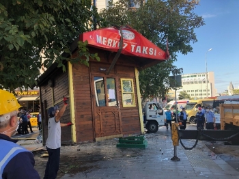 Esenyurt’Ta Çatışmaların Yaşandığı Taksi Durakları Kaldırıldı
