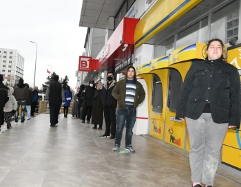 Esenyurt’Ta Koronavirüs’E Karşı Dezenfekte Çalışmaları Devam Ediyor
