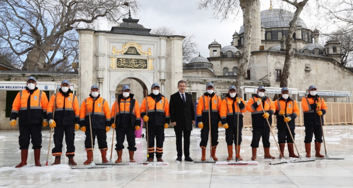 Eyüp Sultan Camii, Ramazan öncesi gül suyuyla yıkandı