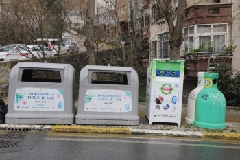 Eyüpsultan Belediyesinden Geri Dönüşüme Katkı
