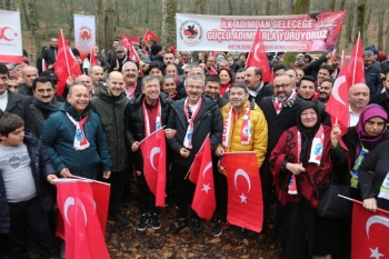 Eyüpsultan’Da ‘İlk Günkü Ruhla Kardeşlik İçin’ Yürüdüler
