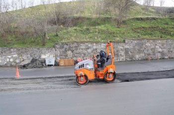 Eyüpsultan’Da Asfalt Yapım Çalışmaları Devam Ediyor
