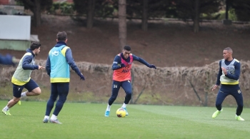 Fenerbahçe, Gaziantep Maçı Hazırlıklarını Tamamladı
