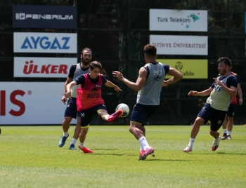 Fenerbahçe, Yeni Malatyaspor Maçı Hazırlıklarını Sürdürdü
