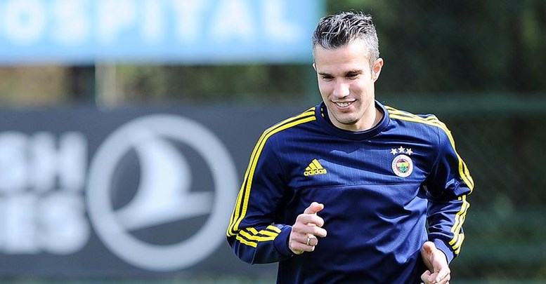 Fenerbahçe'de Van Persie'ye özel program