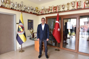 Fenerbahçe Futbol Akademisi’Nde Devir Teslim Töreni Yapıldı
