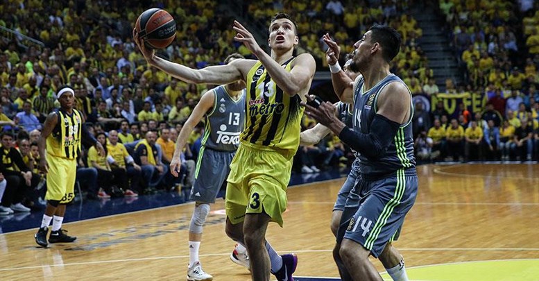 Fenerbahçe saha avantajını iyi kullandı