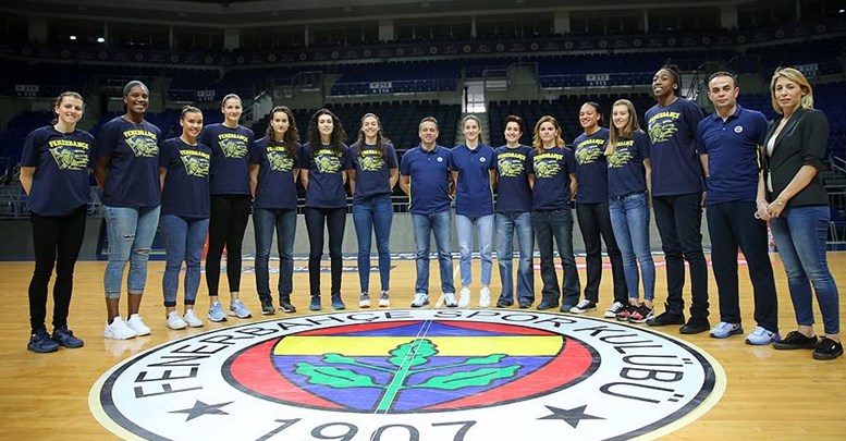 Fenerbahçeli kadın basketbolcuların gözü kupada