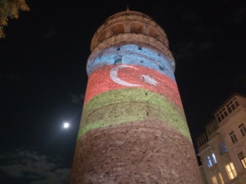 Galata Kulesi’Nde Azerbaycan İçin Işıklandırma Yapıldı
