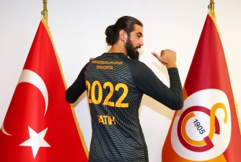 Galatasaray, Fatih Öztürk İle 2 Yıllık Sözleşme İmzaladı
