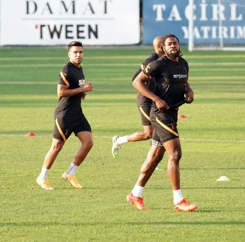 Galatasaray, Hajduk Split Maçına Hazır
