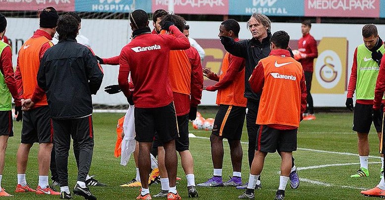 Galatasaray'da Riekerink işbaşı yaptı