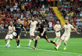 Galatasaray İle Kayserispor 48. Randevuda
