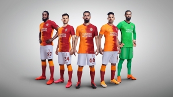 Galatasaray’In Avrupa Kupalarındaki Forma Sponsoru Türk Hava Yolları
