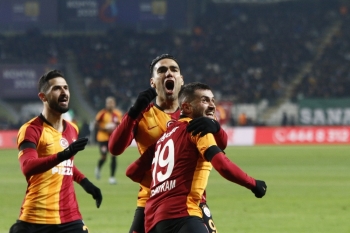 Galatasaray Ligde Seriye Bağladı
