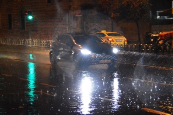 Gece Saatlerinde Başlayan Yağmur İstanbul’Da Etkili Oldu
