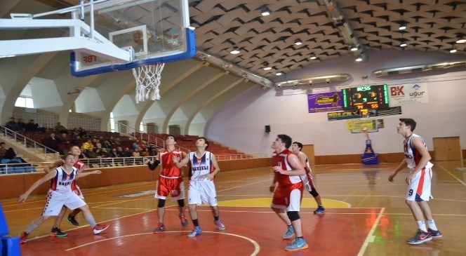 Gençler  Basketbolda  Şampiyonlar  Belli  Oldu