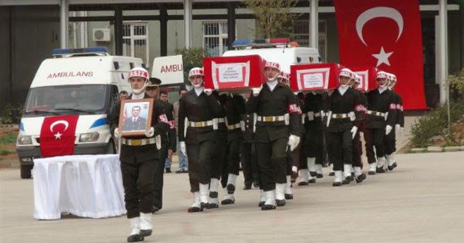 Genelkurmay Başkanı Akar, Nusaybin şehitlerini uğurladı