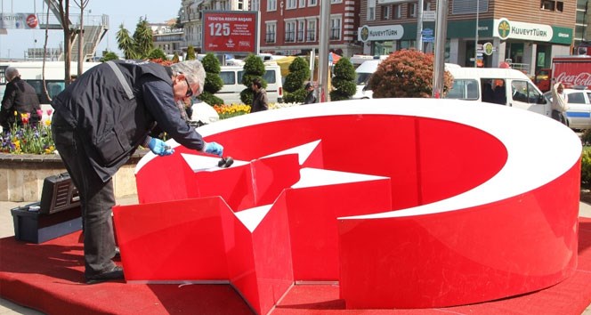 Giresun’da Ayyıldız Büstüne çirkin saldırı