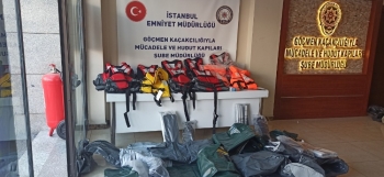 Göçmen Kaçakçılığı Çetesine Operasyon: 22 Gözaltı
