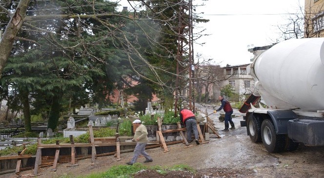 Görele'de  Tarihi  Mezarlıklar  Yenileniyor