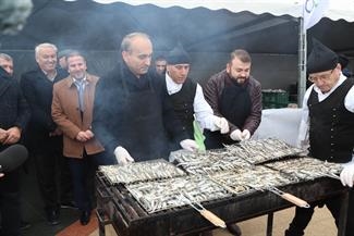 Hamsi Festivali'nde 3 Ton Hamsi Dağıtıldı