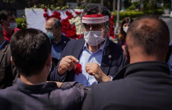 Hdp, Chp Ve Tip’Den Taksim’E Sosyal Mesafeyi Hiçe Sayan Ortak Yürüyüş
