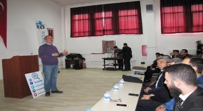 Hisarcık  Myo'da  'üniversiteden  İş  Hayatına  Kişisel  Marka  Olmak'  Semineri