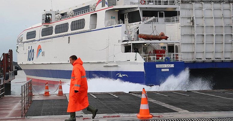 İDO şiddetli lodos nedeniyle tüm iç hat seferlerini iptal etti