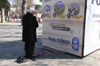 İstanbul’Da Ezan Sonrası Cami Hoparlörlerinden ‘Korona Virüsü’ Anonsu
