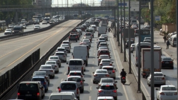 İstanbul’Da Kısıtlamanın Ardından Trafik Yoğunluğu
