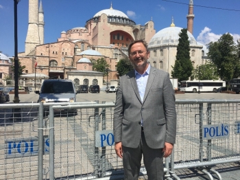 İstanbul İl Kültür Ve Turizm Müdürü Dr. Coşkun Yılmaz Ayasofya’Da İncelemelerde Bulundu
