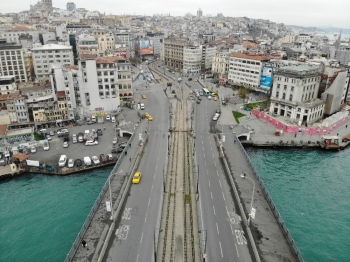 İstanbul’Un Tarih Kokan Semtleri Kimsesiz Kaldı
