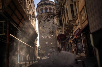 İstanbul’Un Tarihi Yerleri Dezenfekte Ediliyor
