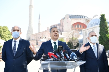 İstanbul Valisi Yerlikaya Ayasfoya Camii Açılışı Nedeniyle Alınacak Tedbirleri Açıkladı
