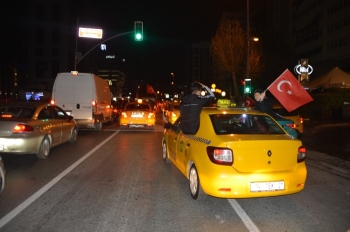 İstanbullu Taksicilerden İdlib’E Destek Konvoyu
