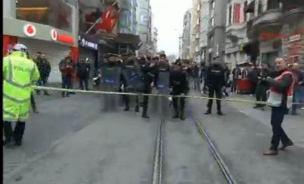 İstiklal Caddesi'nde patlama: 2 ölü